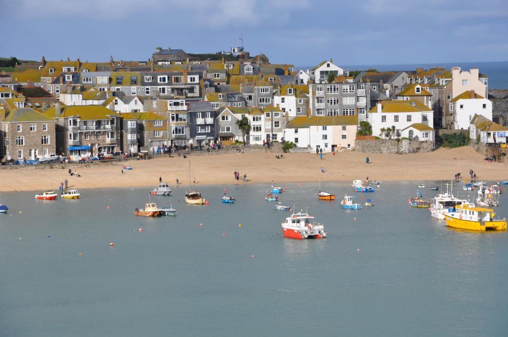 Trevose Harbour House Hotel เซนต์ไอฟส์ ภายนอก รูปภาพ